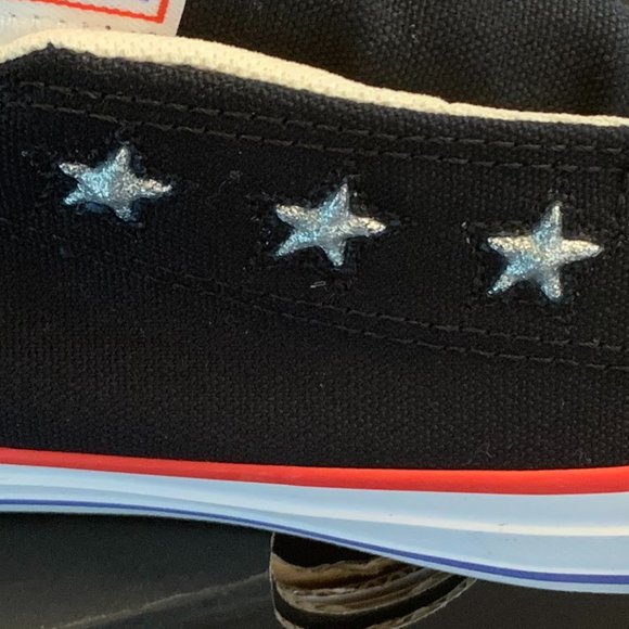 Converse Chuck Taylor All Star Black Slip-On *NEW* Big Kids 4 - Picture 7 of 7